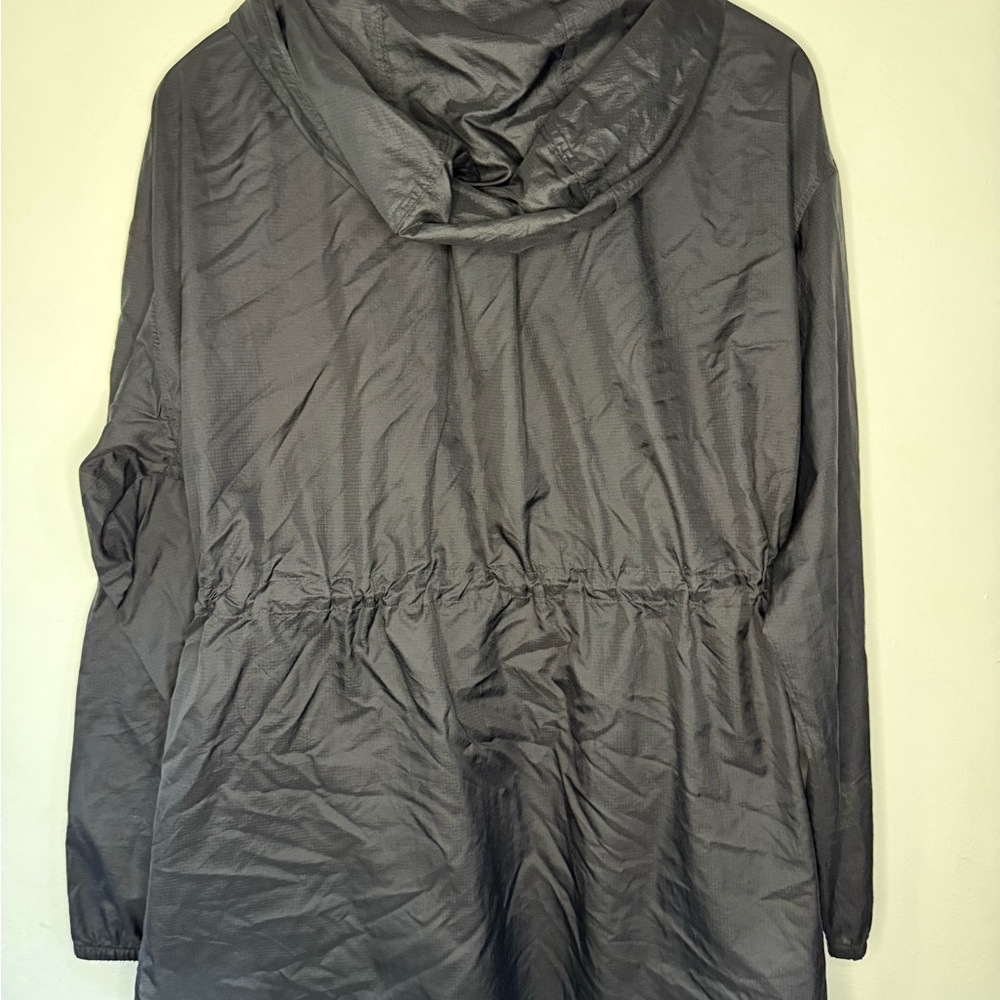 ALO Yoga Hooded Women's Lightweight Jacket - Picture 3 of 4